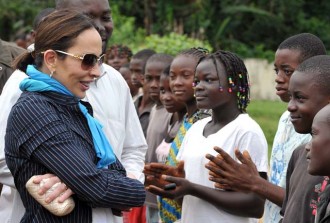 GABON : « prix du Président de la République », 20 millions de FCFA pour une association féminine