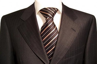 Tenue correcte obligatoire.