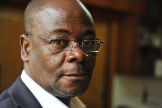 Venance Konan (Editorialiste à  Frat-Mat) : Â“Il y a des imbéciles qui croient aux à¢neries de MalachieÂ” 