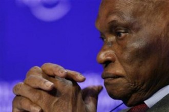 Attaqué de partout, Abdoulaye Wade ne dort plus