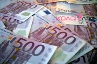 ARNAQUE- Deux turcs font rêver 5000 milliards au président Wade