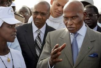 Wade renonce à  la construction d'immeuble sur le site du stade Assane Diouf