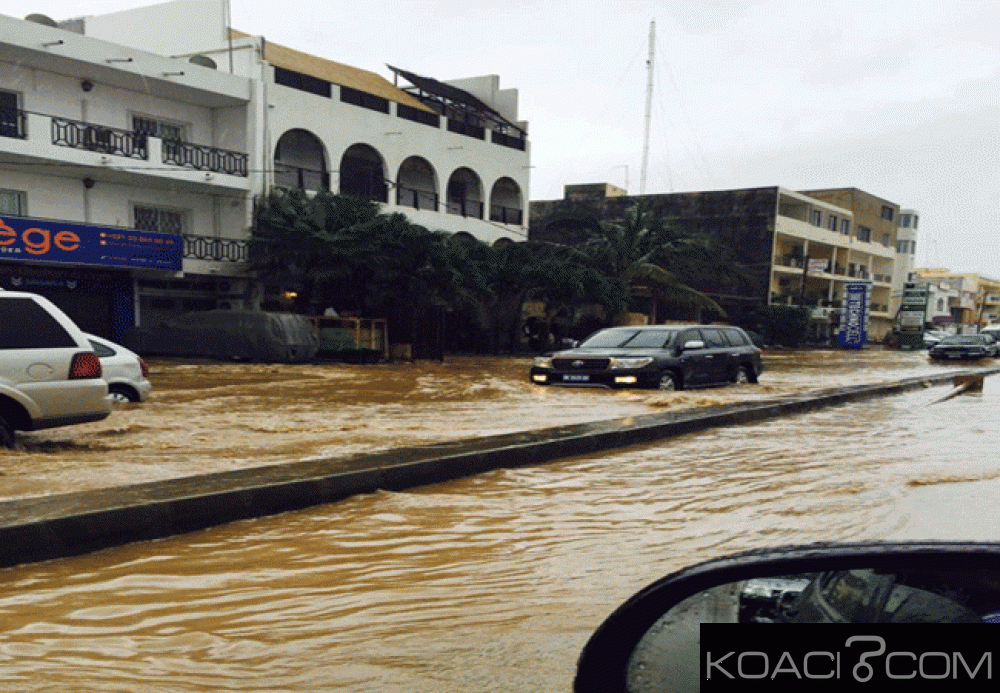 Sénégal : Première forte pluie tombe sur Dakar, la capitale sénégalais déjà  «sous l'eau»