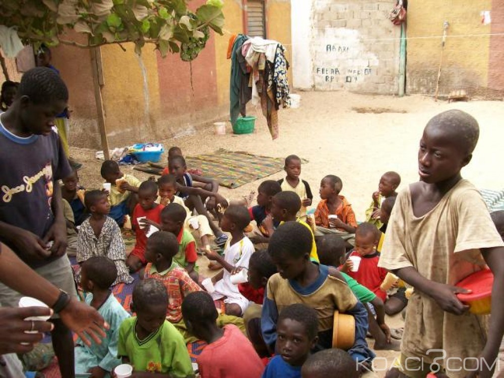 Sénégal : Un drogué entre dans une école coranique égorge un Talibé et en blesse deux autres à  Thiès