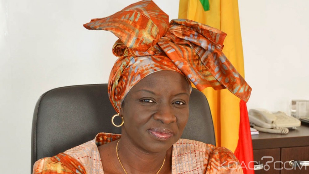 Sénégal: Des Souteneurs de la dame de fer avertissent le Président  «S'il ne met un terme aux attaques sur notre Aminata Touré, nous voterons contre lui»