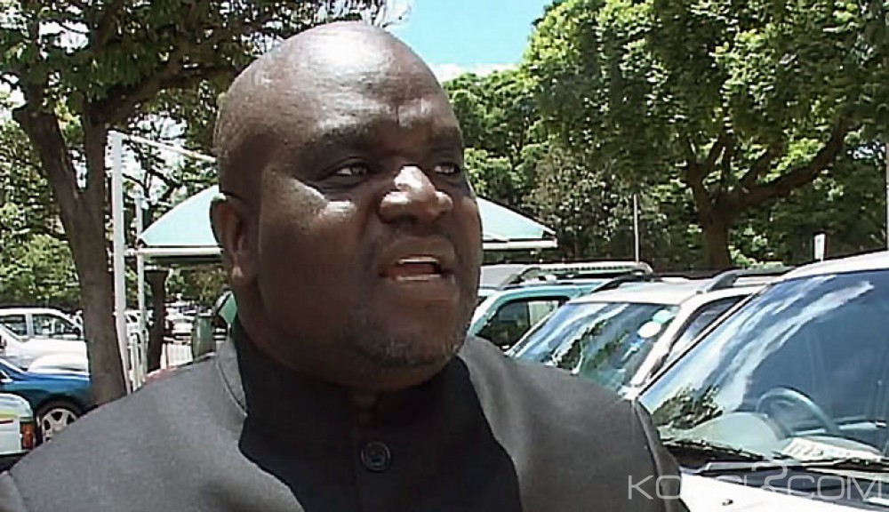 Zimbabwe : Un ministre comparaît devant la justice pour corruption