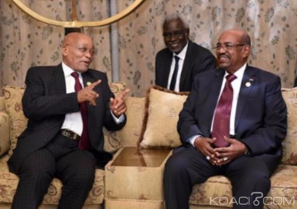 Afrique du Sud : Jacob Zuma prêt  à  accueillir  Omar el-Béchir pour un nouveau sommet