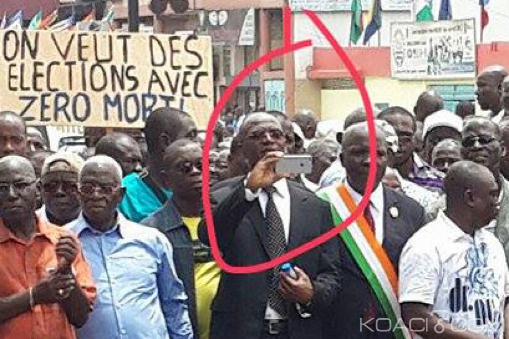 Côte d'Ivoire: Les leaders de la marche font des selfies