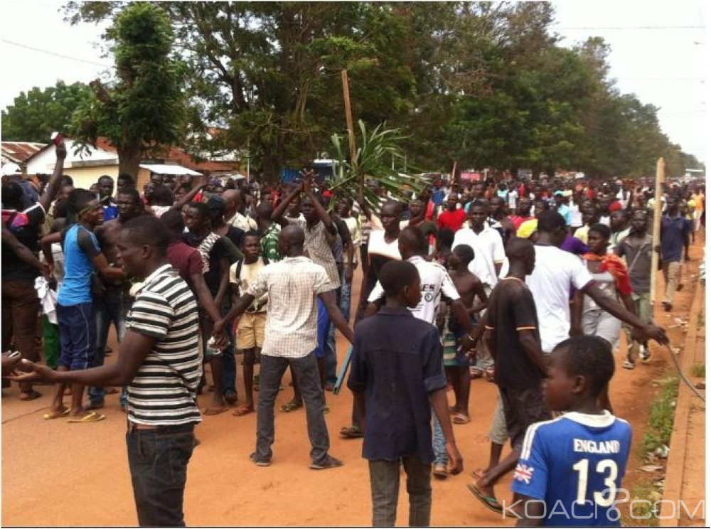 Centrafrique : Après les violences, musulmans et chrétiens manifestent pour le retour à  la paix, les humanitaires  peinent à  reprendre le travail