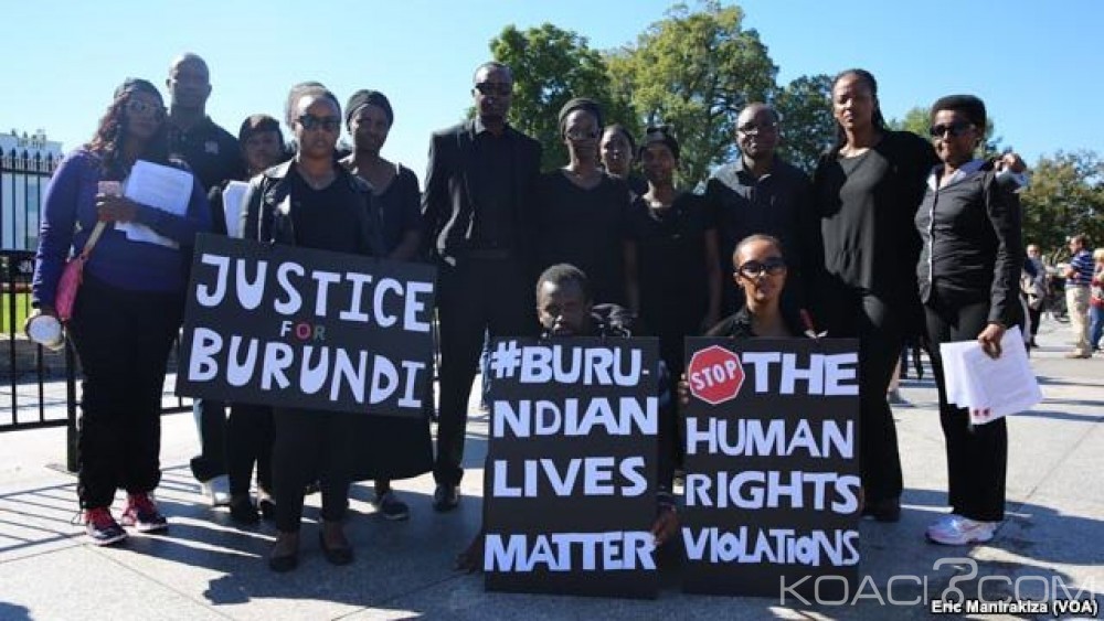 Burundi : Des burundais manifestent devant la maison blanche