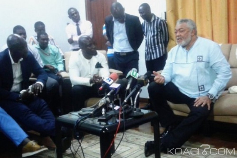 Ghana : Registre électoral à  polémique, Rawlings se prononce