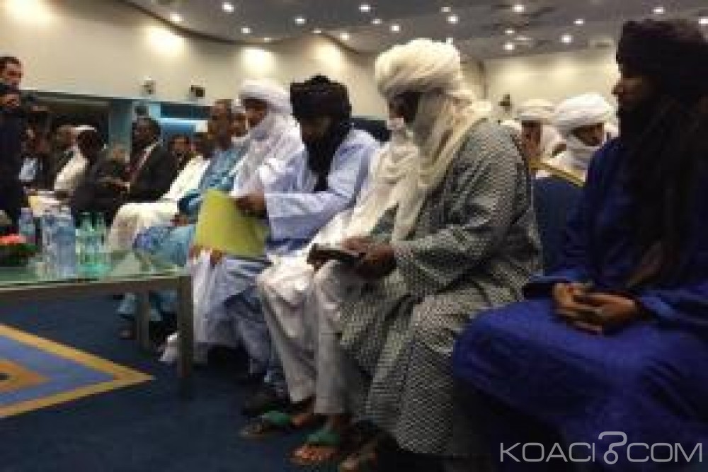 Mali: Accord de paix entre des groupes armés rivaux à  Anefis