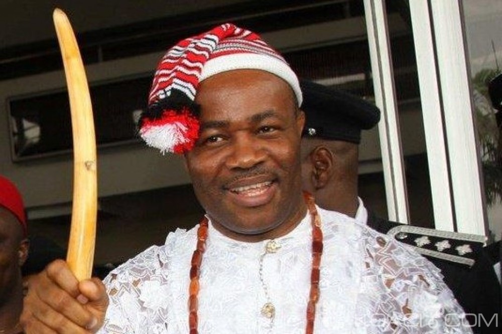Nigeria: L'ex gouverneur Akpabio « arrêté »