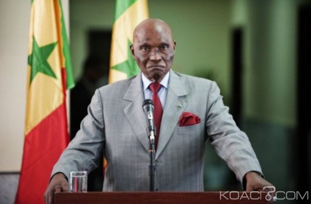 Sénégal : Révélation de la Dgse, Wade avait proposé l'asile à  l'ancien Directeur de cabinet de Khadafi, recherché par Interpol