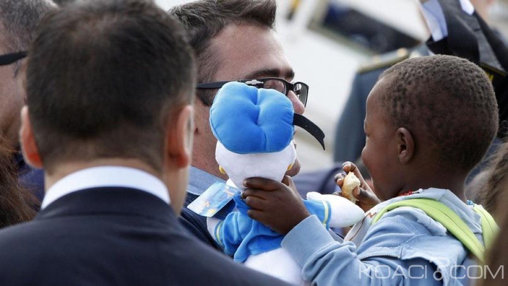 RDC : 72  enfants adoptés par des étrangers autorisés à  quitter le pays