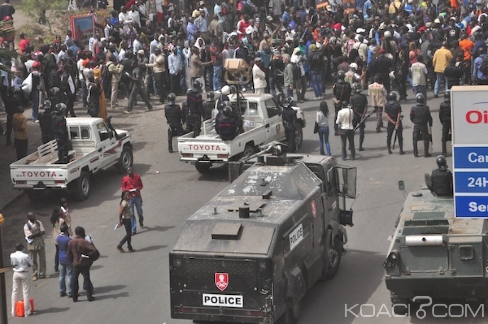 Sénégal: Ils exigent un avant projet de referendum au Président Sall, le Préfet de Dakar interdit le sit-in du Cos M23