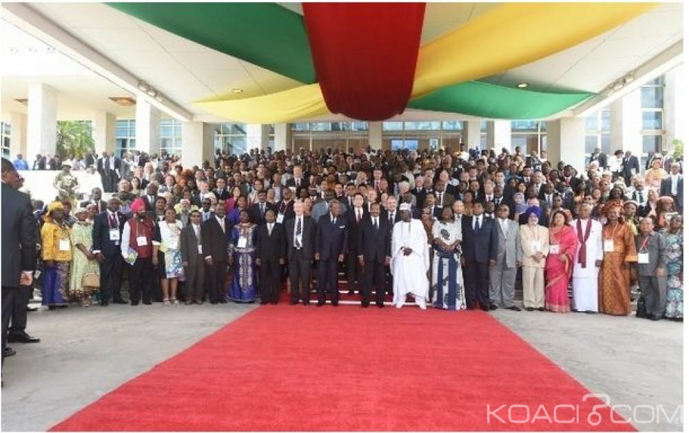 Cameroun: Biya «physiquement» absent au sommet du Commonwealth