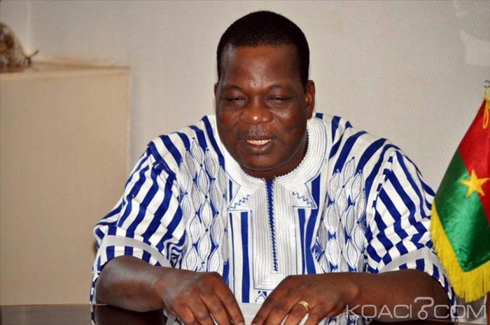 Burkina Faso: Le ministre des sports David Kabré candidat à  la présidence de la Confédération africaine de volleyball