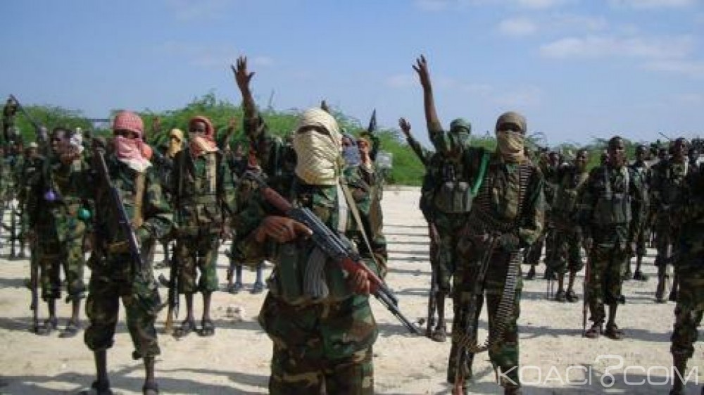 Somalie: Un haut responsable shebab menace d' égorger des militants tentés de rejoindre Daesh