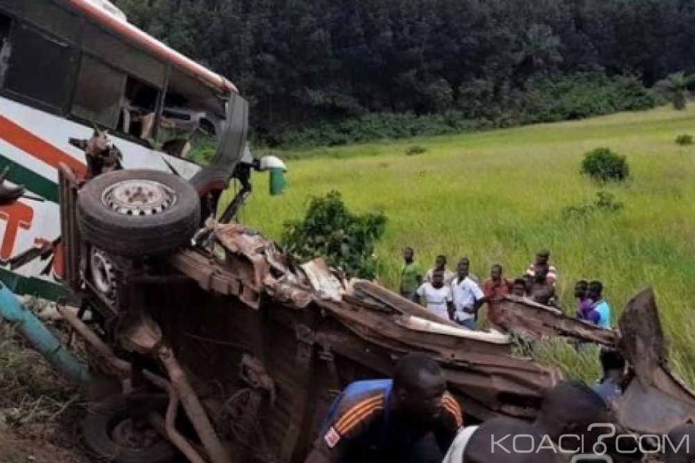 Burkina Faso: 20 morts dans un accident de la circulation