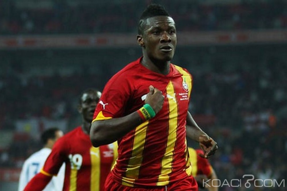 Ghana: Asamoah Gyan aux internautes «J'ai 100 ans»