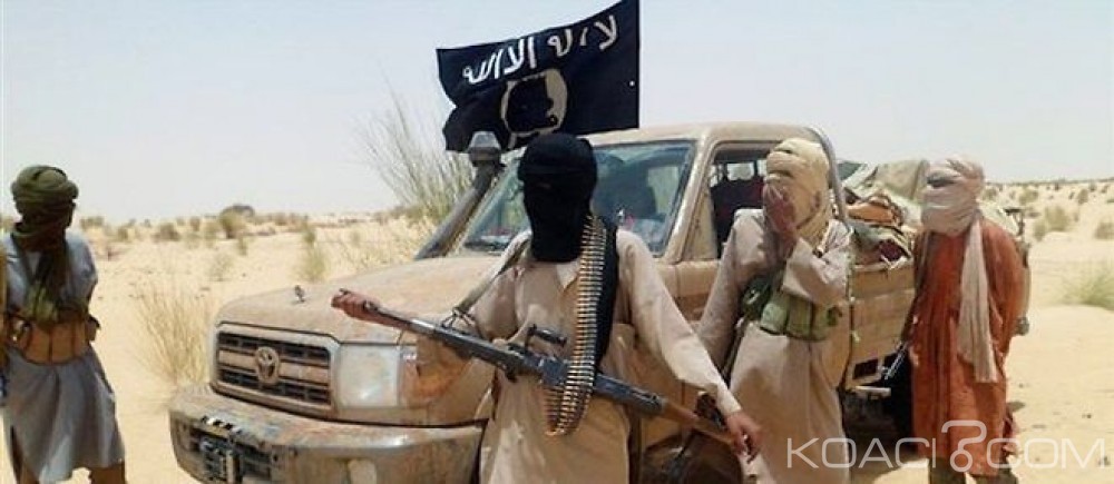 Mali: Ansar Dine revendique l'attaque meurtrière contre un camp de l'Onu à  Kidal