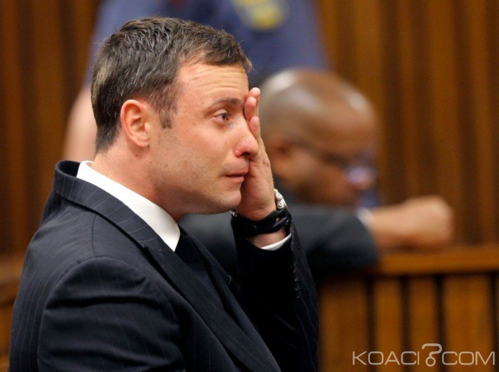 Afrique du Sud: L'athlète Oscar Pistorius libre après avoir versé une caution