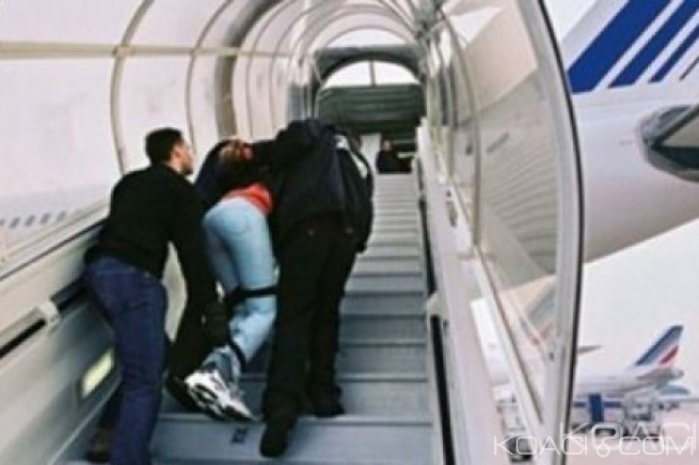 Maroc: Expulsé d'un vol Air France pour avoir fait sa prière avant le décollage