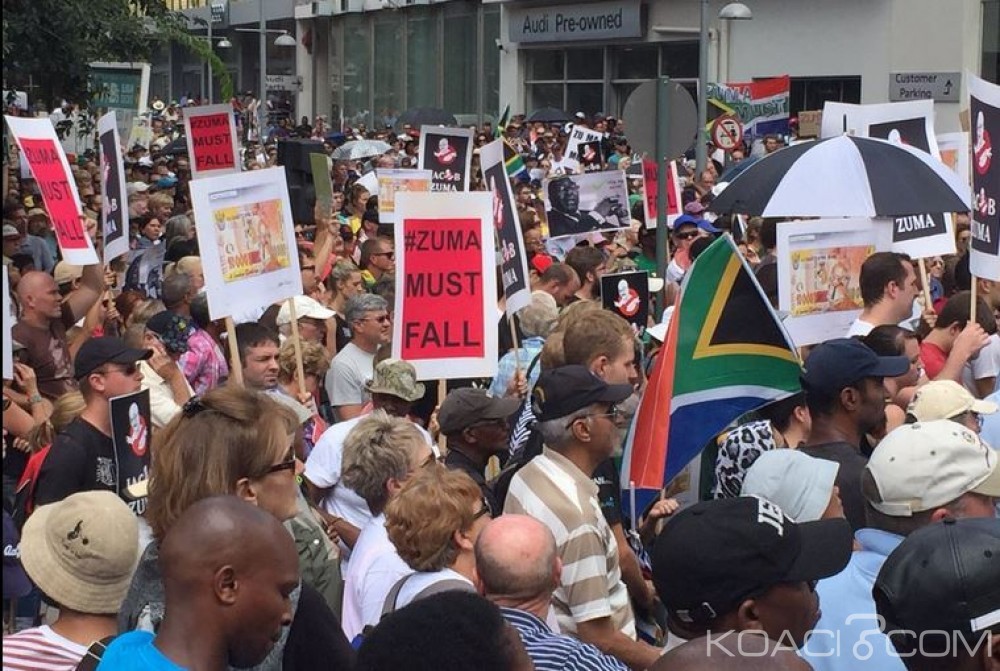 Afrique du Sud : Manifestations à  Pretoria et Johannesburg pour  réclamer le départ de Zuma