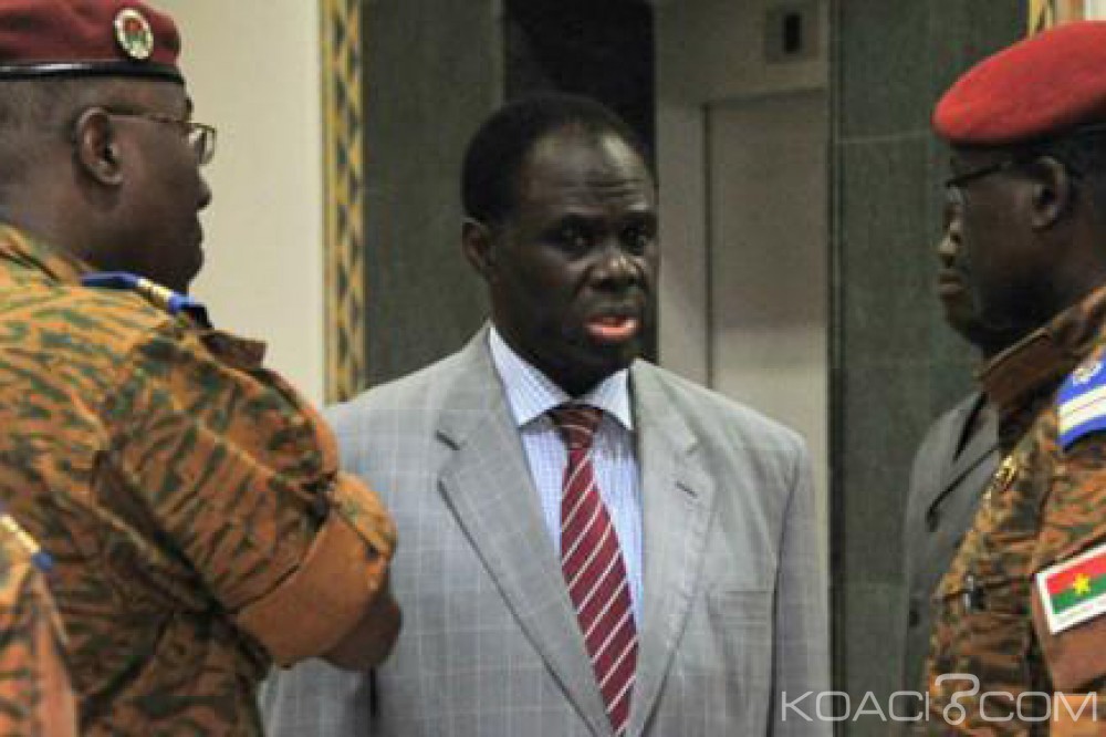 Burkina Faso: Des anciens ministres mis en accusation pour «détournements» et «complicité» avec les ex-putschistes