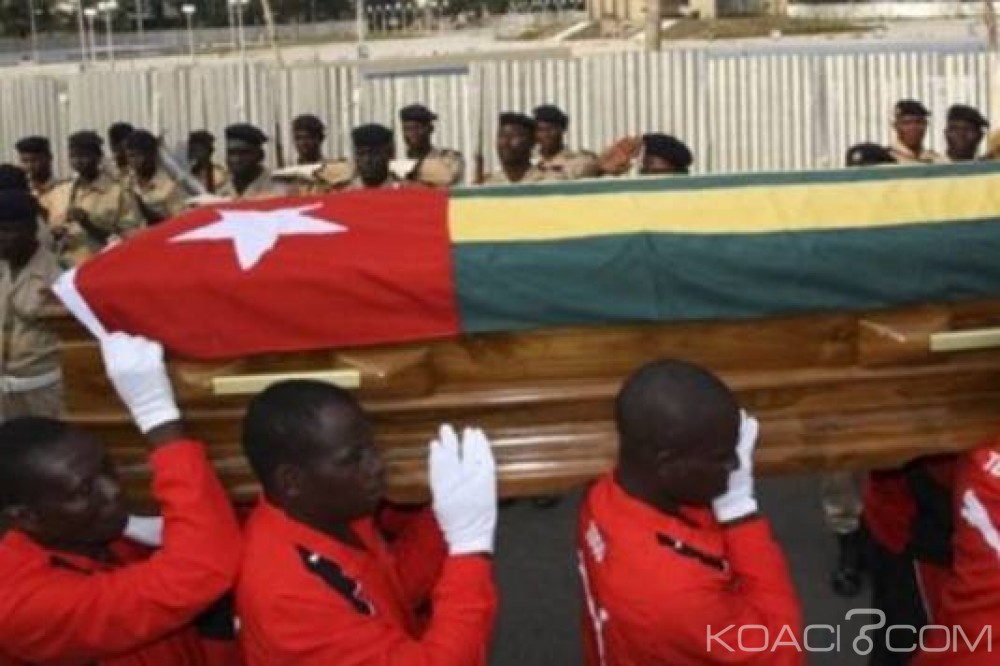 Togo: Jour de souvenir, mitraillage des Eperviers à  Cabinda