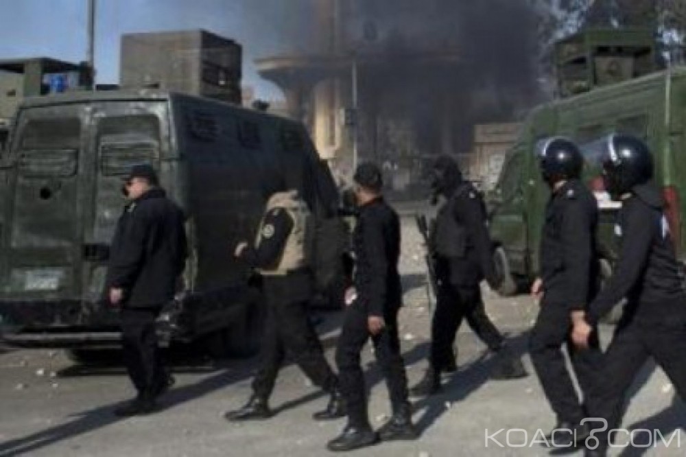 Egypte: Quatre soldats tués et 12 blessés  dans une attaque à  la bombe