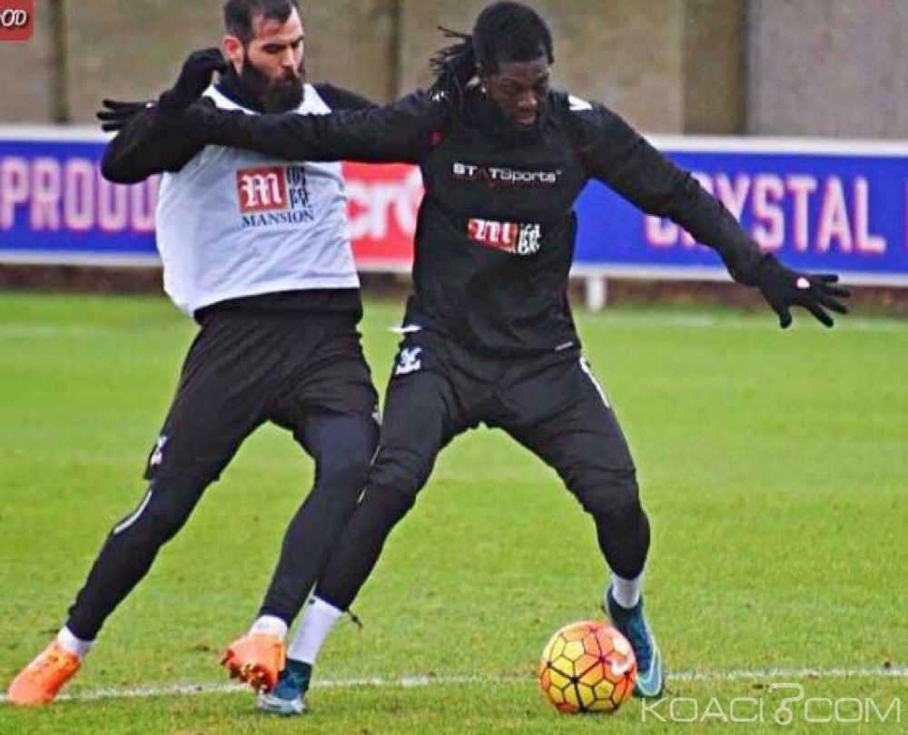 Togo: Après sa signature à  Crystal Palace, Adebayor reconnaissant  envers  ses fans