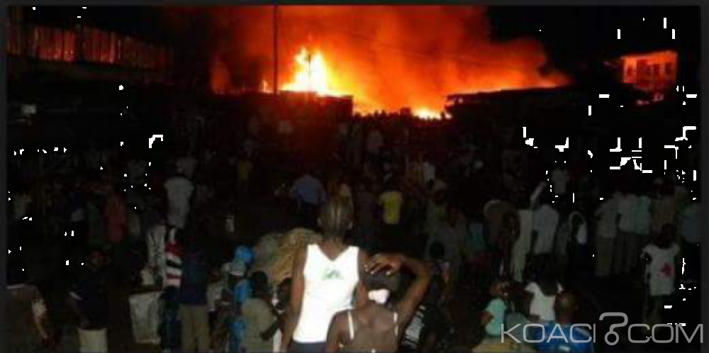 Cameroun:  Douala, au moins quinze boutiques partent en fumée
