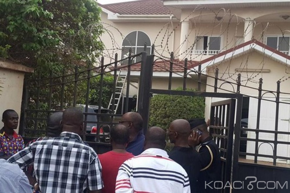 Ghana: Un député poignardé à  mort