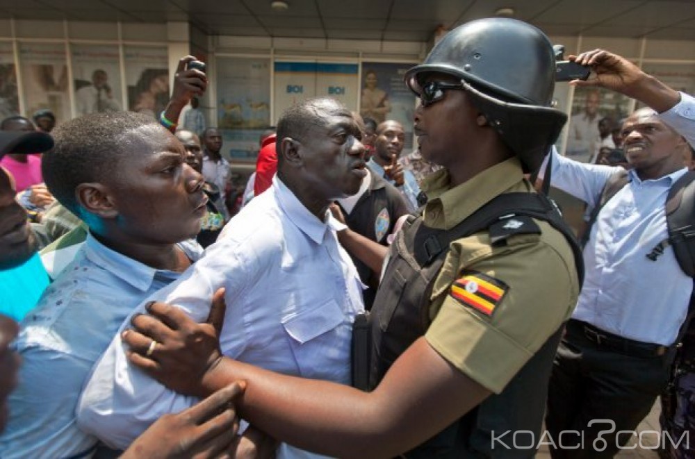 Ouganda: Présidentielle, Nouvelle arrestation de l'opposant Kizza Besigye, Yoweri Museveni en tête des résultats partiels