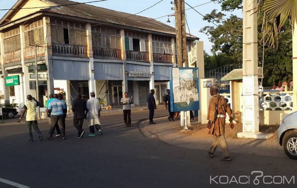 Côte d'Ivoire: Ratissage à  Grand Bassam, les dozos au côté des forces de sécurité
