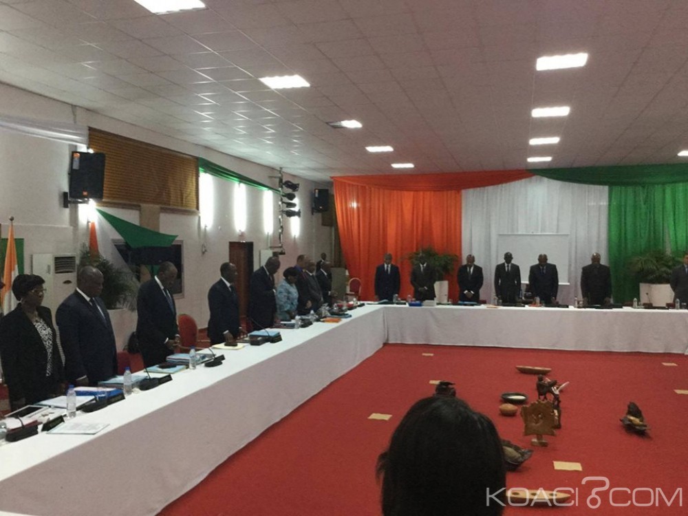 Côte d'Ivoire: Le gouvernement réduit de 10000 FCFA les frais d'inscription aux concours administratifs