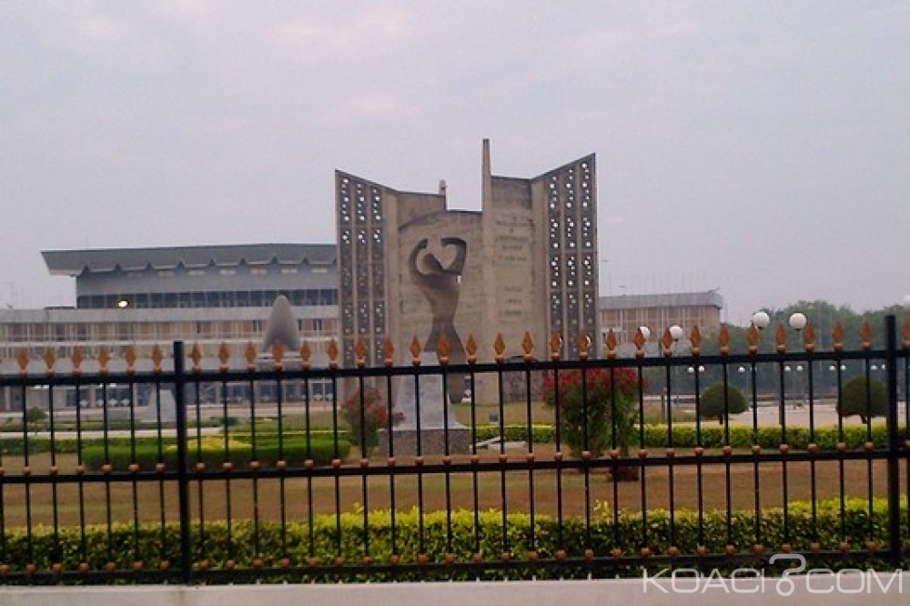 Togo: 56e fête de l'indépendance en deux temps