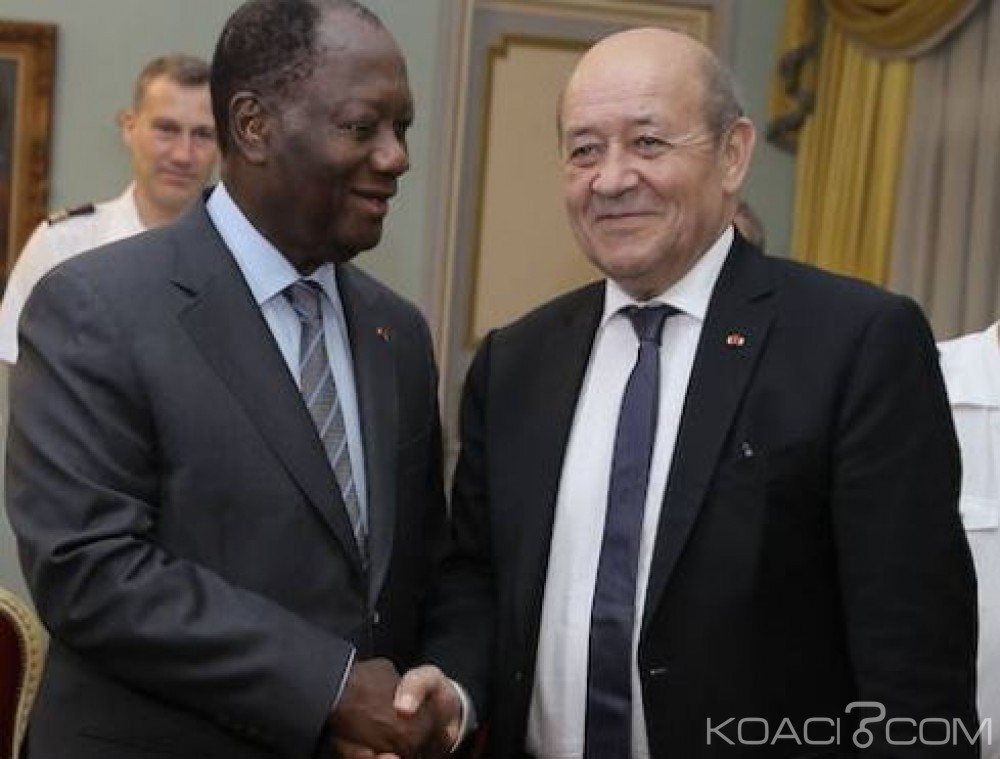 Côte d'Ivoire: Le Drian annonce le renforcement des troupes françaises à  Abidjan, 900 militaires attendus