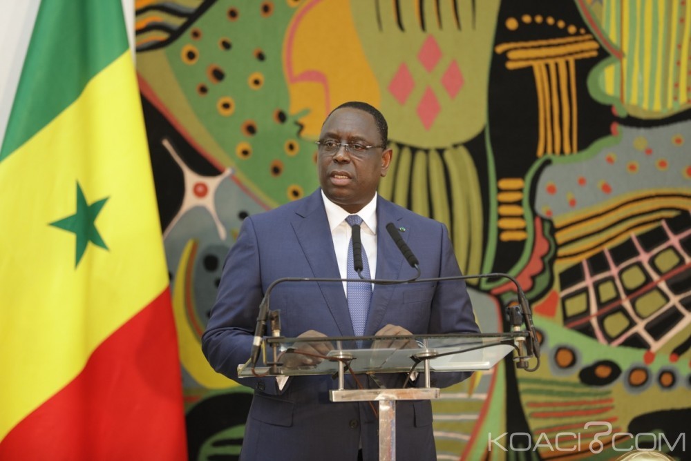 Sénégal : Fête du Travail, Sall tance ses compatriotes, « Les gens veulent avoir n femmes, une belle maison et ne veulent pas épargner »