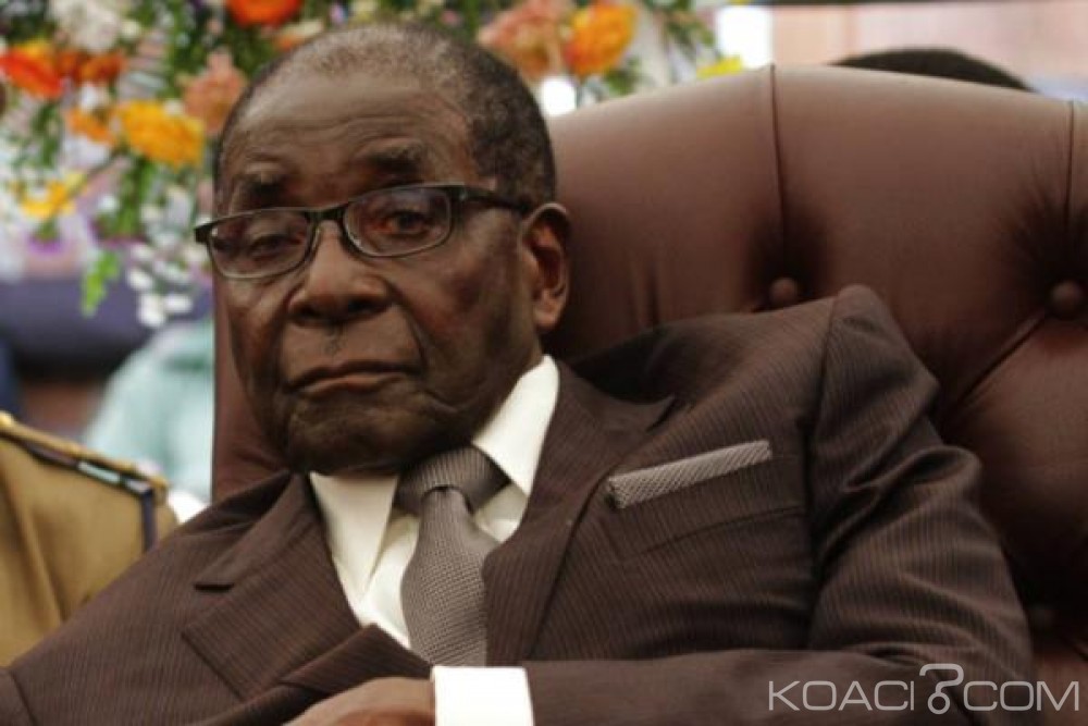Zimbabwe: Des milliers d'opposants exigent la démission du vieux Mugabe