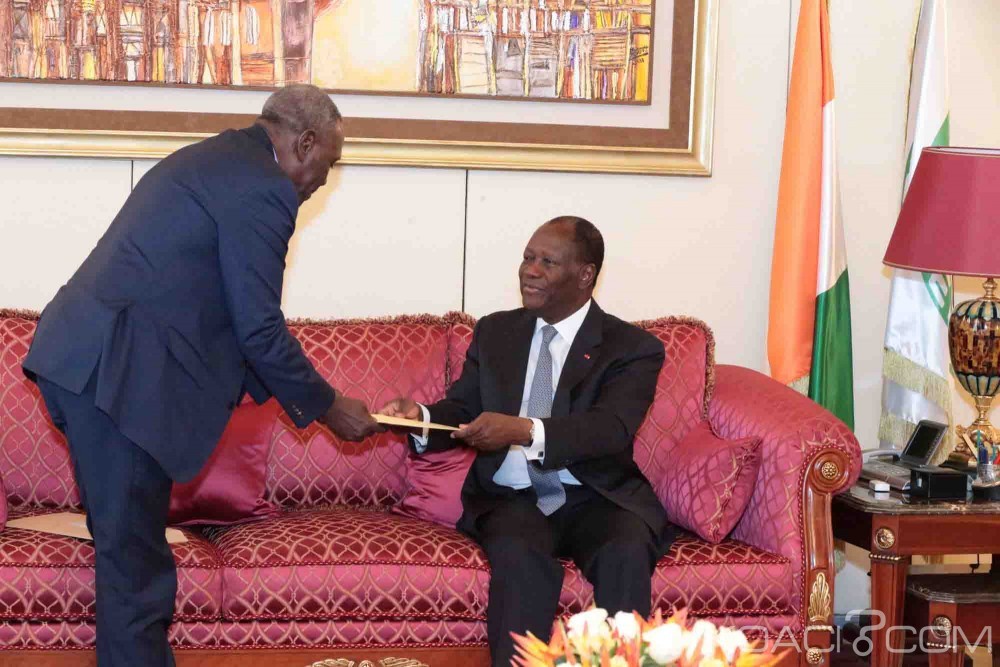 Côte d'Ivoire-Nigeria: Buhari fait porter un message à  Ouattara à  Abidjan