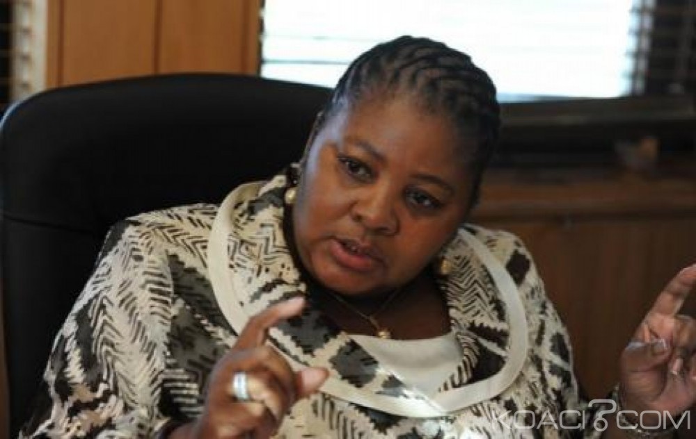 Afrique du Sud: Une ministre accusée d'avoir fait entrer illégalement une burundaise