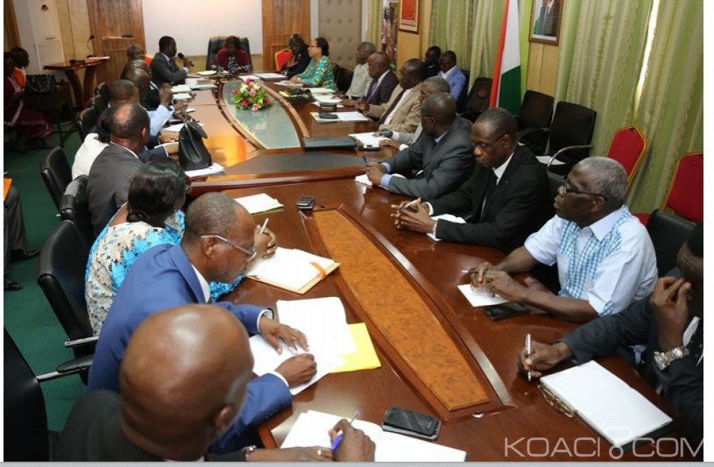 Côte d'Ivoire: Examens de fin d'année, Kandia sera intransigeante face aux fraudeurs