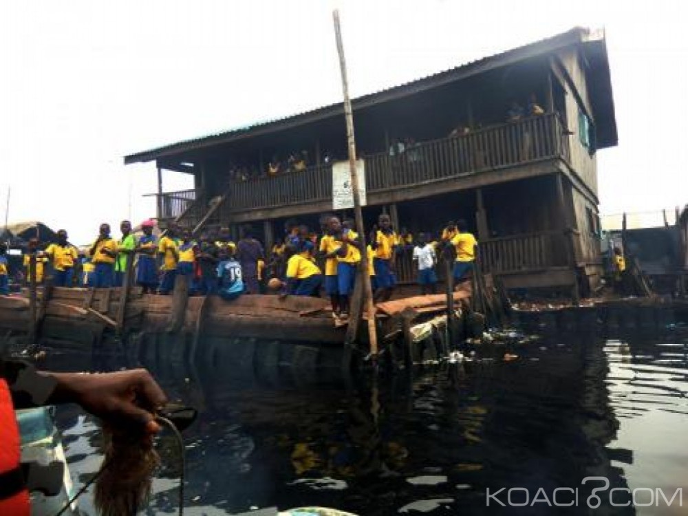 Nigeria: Une école flottante s'effondre après un orage à  Lagos