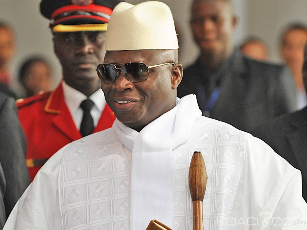 Gambie: Yahya Jammeh  débarque 27 fonctionnaires pour «la vente aux enchères de 545 véhicules de l'Etat»