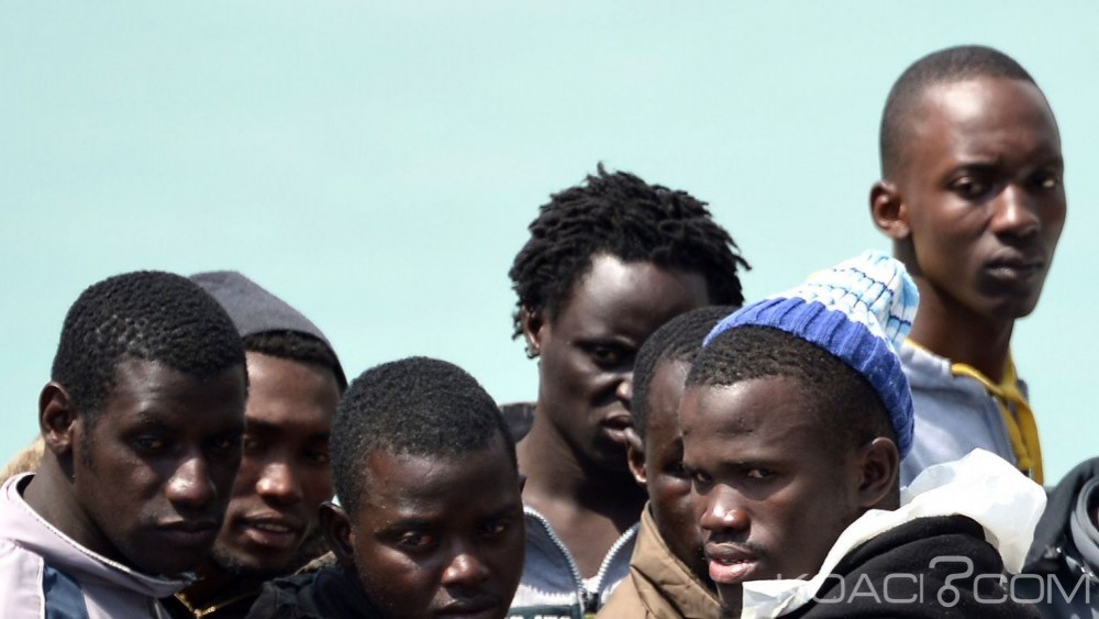 Algérie: 70 migrants  dont deux burkinabé secourus au large d'Oran