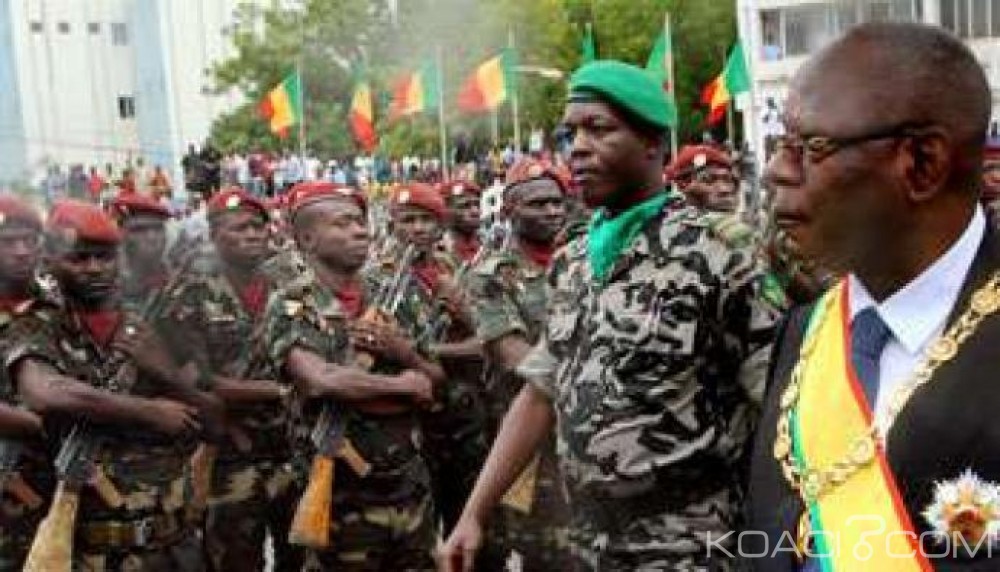Mali:  Drapeau en berne après la mort de 17 vaillants soldats, l' Etat d'urgence rétabli pour 10 jours