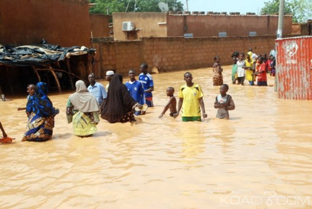 Niger: Les fortes pluies font 11 morts et 30 000 sans-abris dans le désert